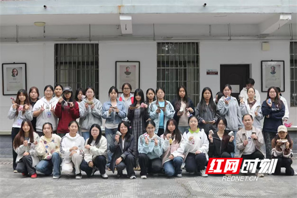 微信图片_20251105152316_255_425.jpg 微信图片_20251105152316_255_425.jpg